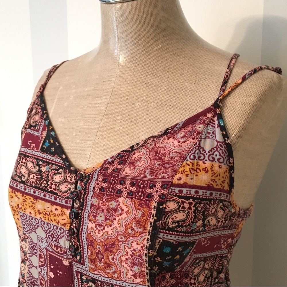 AEO Flowy Tank - Picture 2 of 8